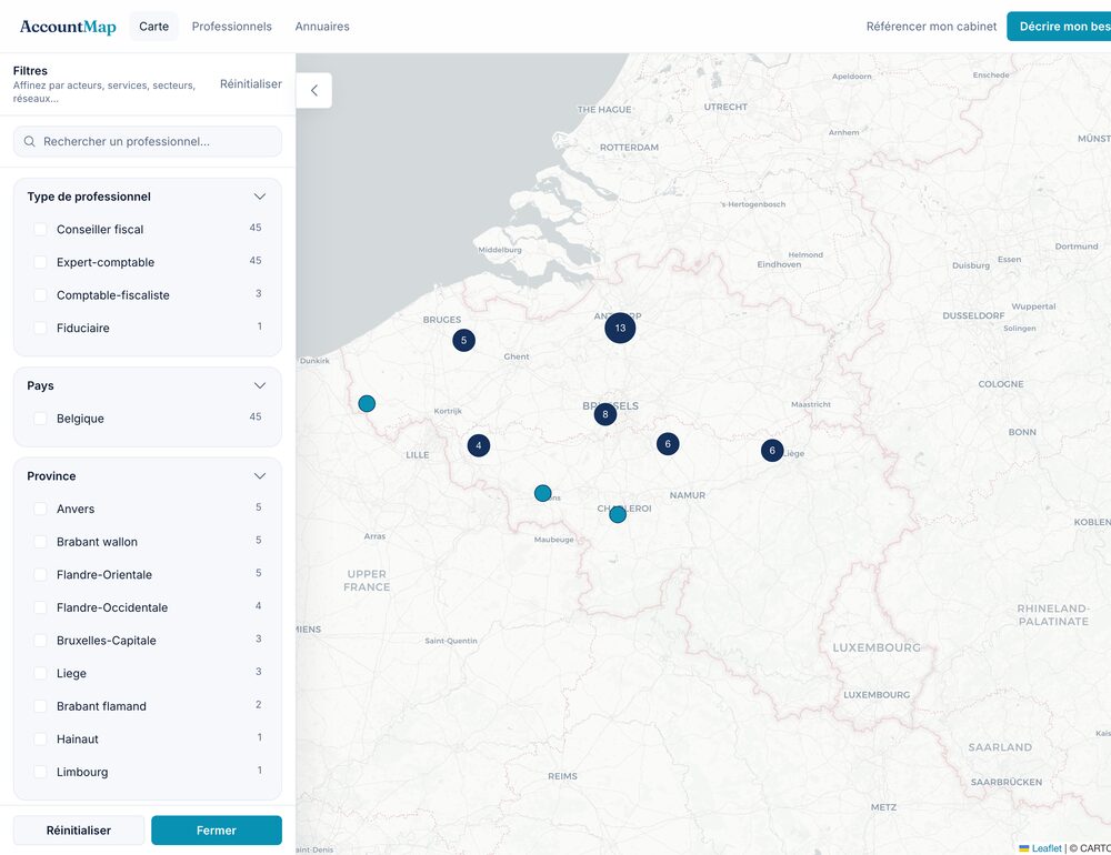 Carte interactive d'AccountMap montrant la répartition des experts-comptables et conseillers fiscaux en Belgique, avec le panneau de filtres par type de professionnel, province et service.